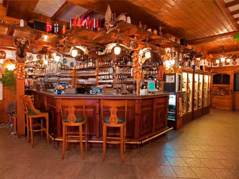 The Hunter'S Lodge Kamnik Skopje Exteriér fotografie